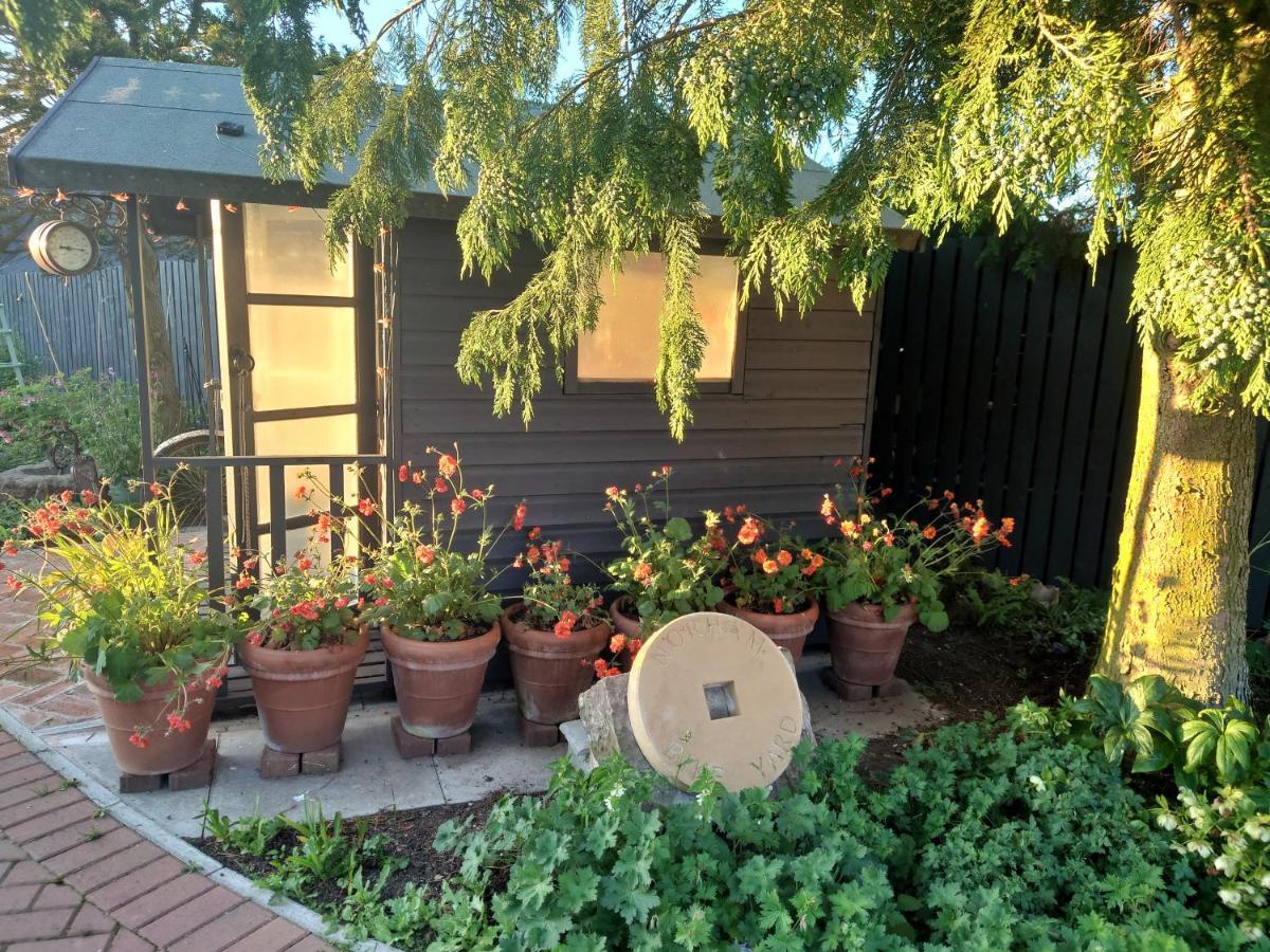 Norham Bike Yard Bed and Breakfast Exteriör bild